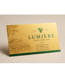 Titolo
Biglietto da visita stampato su Carta Sirio Pearl Aurum 300 gr con nobilitazione VERDE